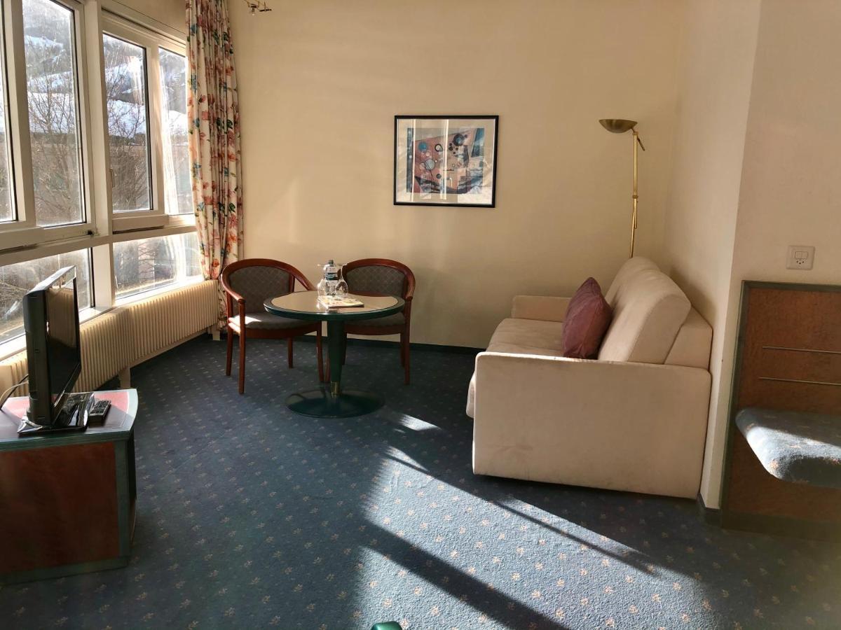 Thermal Hotels & Walliser Alpentherme Leukerbad Zewnętrze zdjęcie