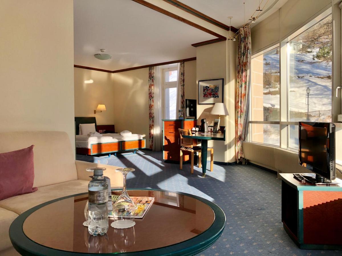 Thermal Hotels & Walliser Alpentherme Leukerbad Zewnętrze zdjęcie