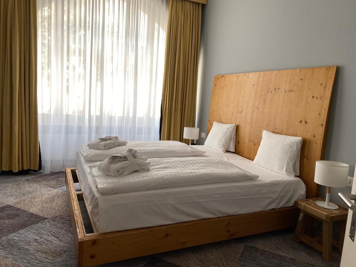 Thermal Hotels & Walliser Alpentherme Leukerbad Zewnętrze zdjęcie