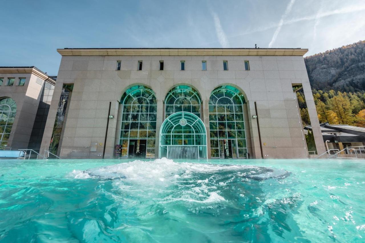 Thermal Hotels & Walliser Alpentherme Leukerbad Zewnętrze zdjęcie